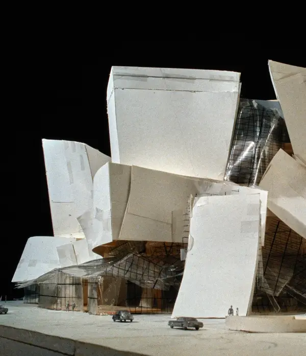 アート・デザイン・音楽 PETER EISENMAN & FRANK GEHRY Frank Gehry and the Walt Disney Concert Hall | Sculpting Harmony
